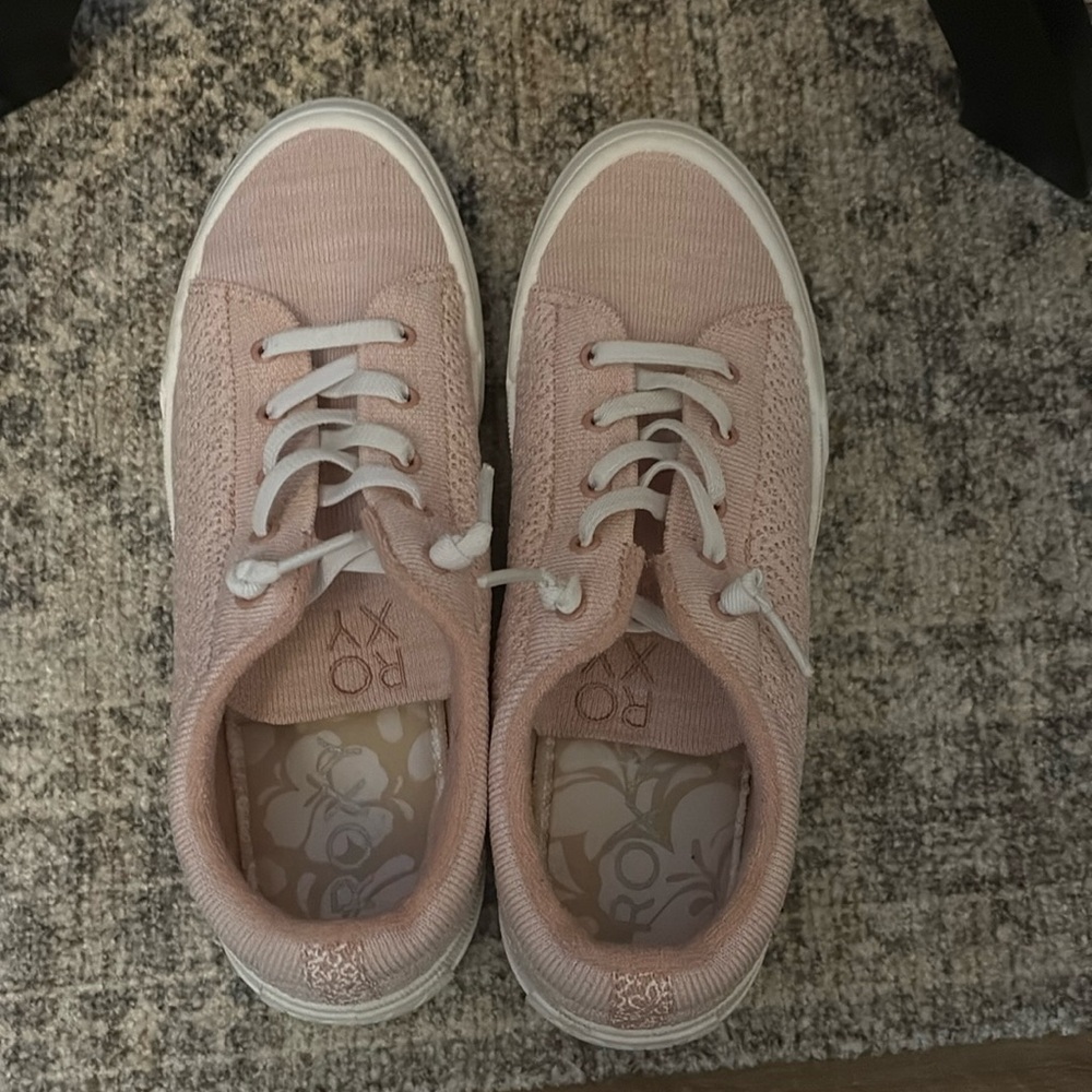 Roxy Pink Sneakers Classic Minimalist‎ Design